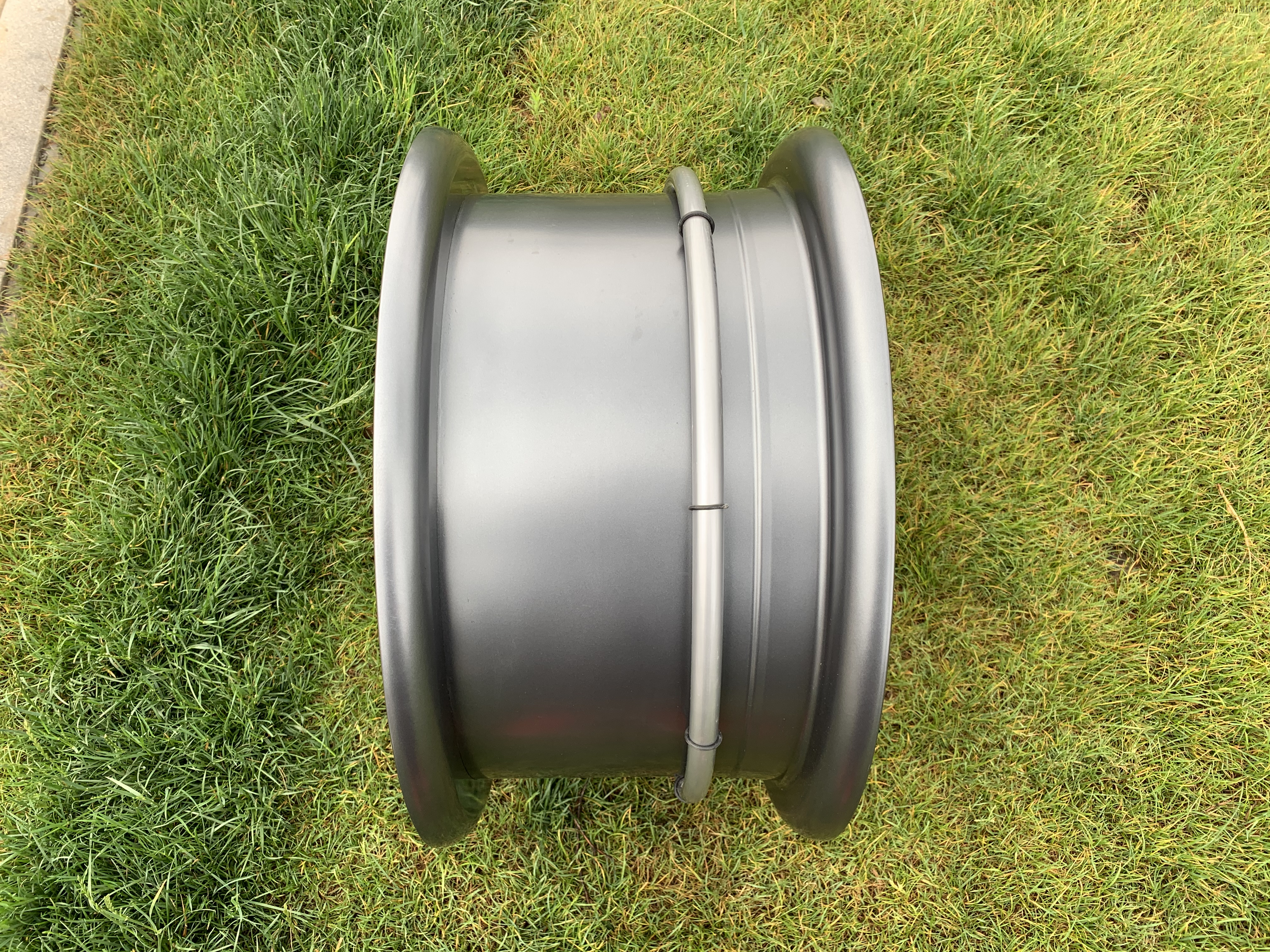 自动平衡锻造铝车轮